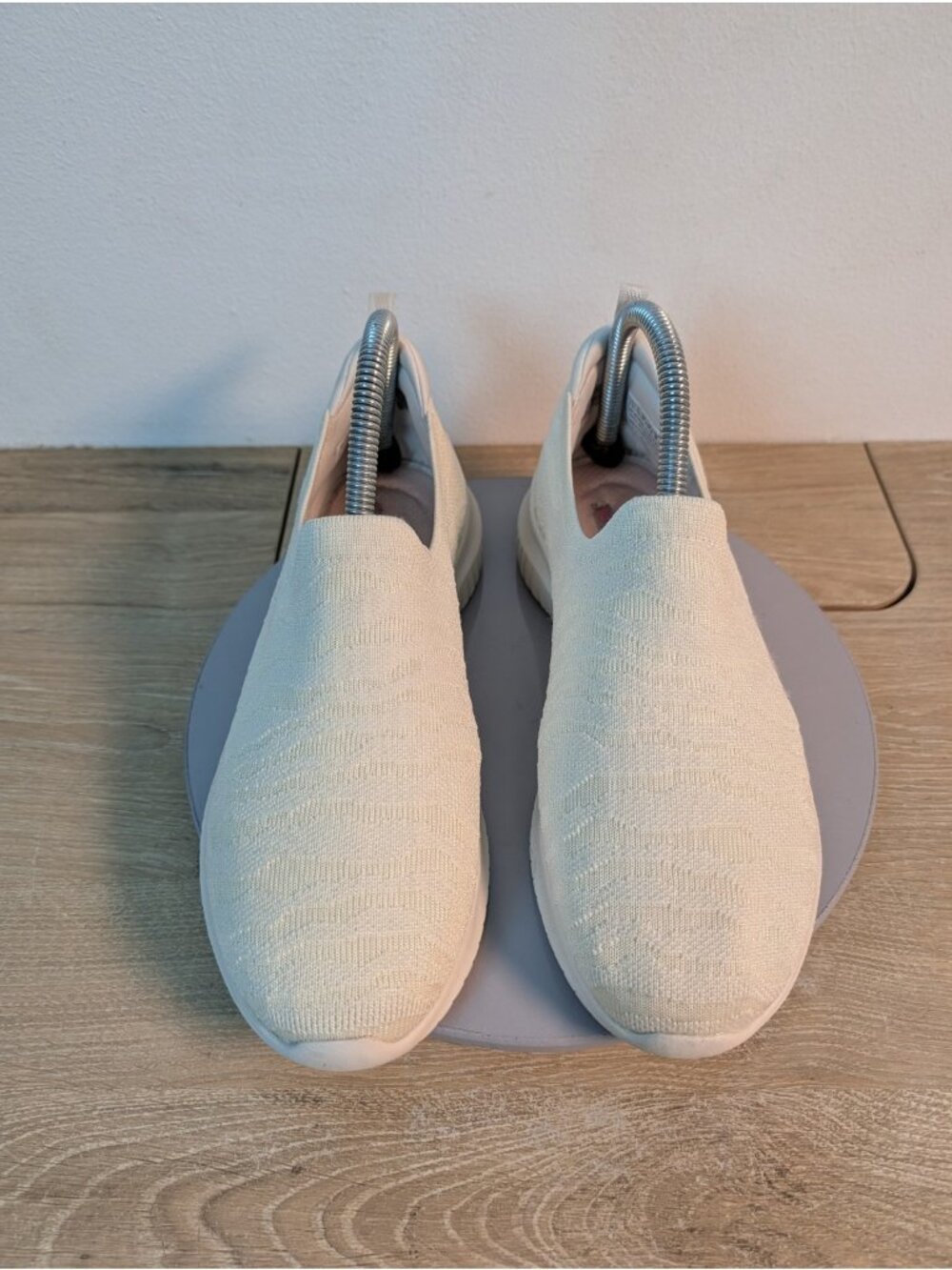 Skechers Ultra Flex Wild Eye Slip On Walking Shoes Beige 7.5 Women's Comfort - Picture 3 of 11
